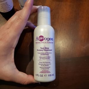 NEW - Aphogee protein treatment 4 oz, never used